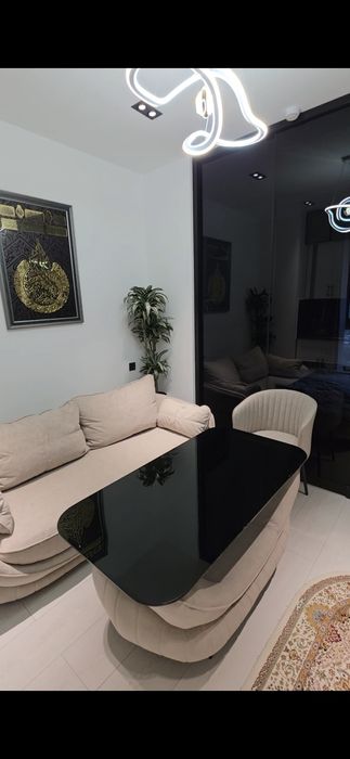 Modera tovers kvartira sotiladi