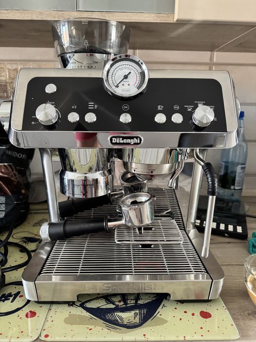 DeLonghi Specialista expresor cafea