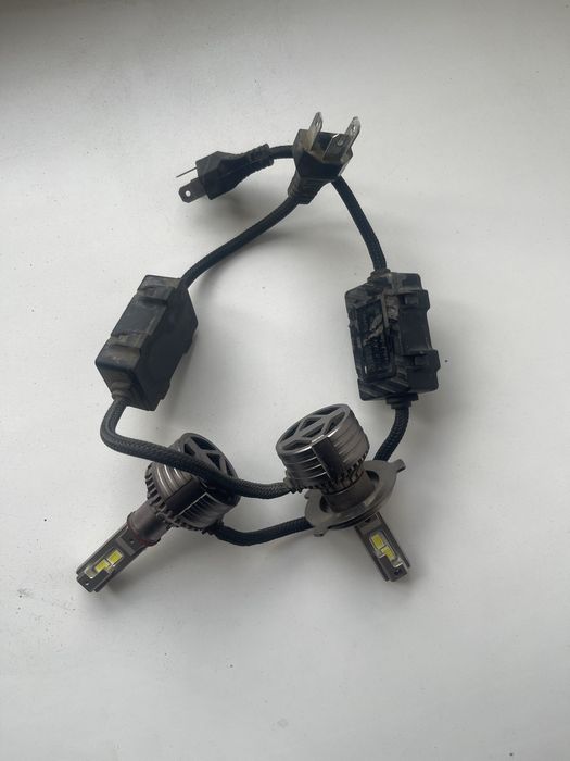 Продам оригиналные Led лампы