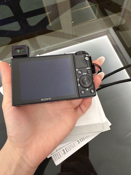 Aparat foto SONY  Cyber-shot DSC-RX100 VI (RX100 M6).