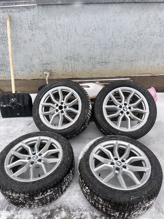 Зимний покрышек с дисками