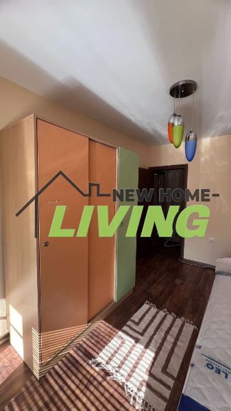 Продава се Тристаен апартамент в Пловдив, Каменица 1 - 130 кв.м за 1531 €/кв.м - Снимка #8