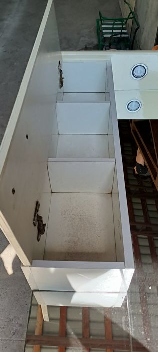 Продам шкафчик для ванной