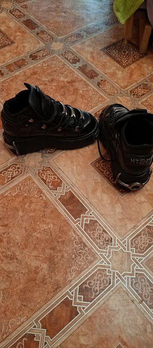 Продам одежду на девушку