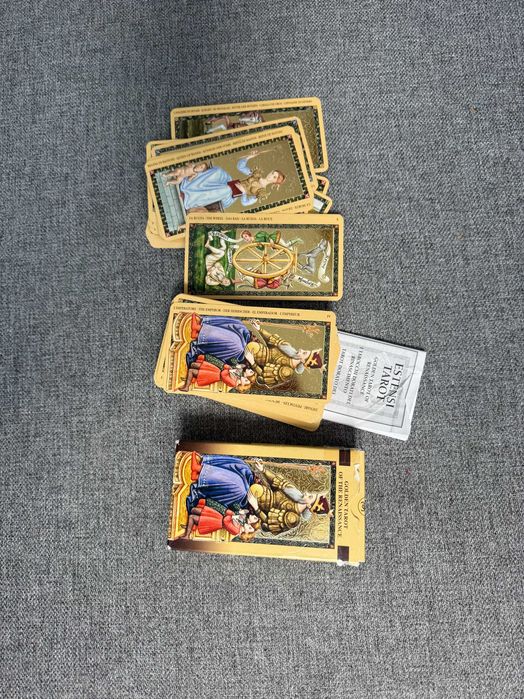 Оригинални таро  Estensi Tarot (Golden Tarot of the Renaissance)