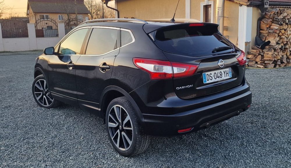 Nissan Qashqai tekna 4x4 1.6L dci 130 cp
1.6L dci 130 cp 
Recent adus