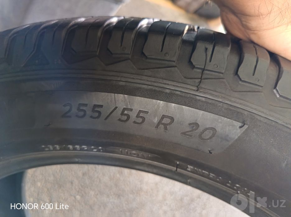 255.55R20 Michelin