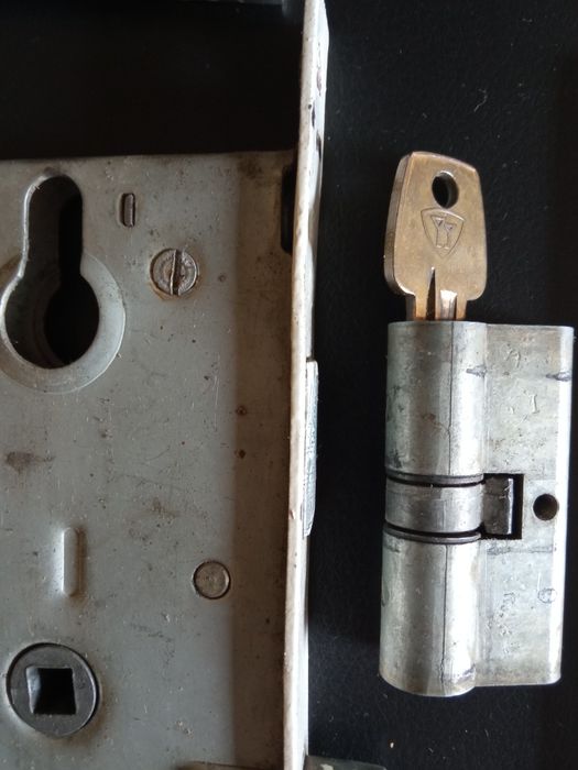 Замок дверной врезной советский