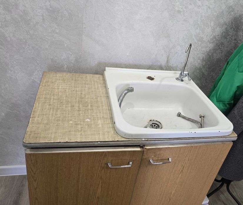 Отдам даром стол