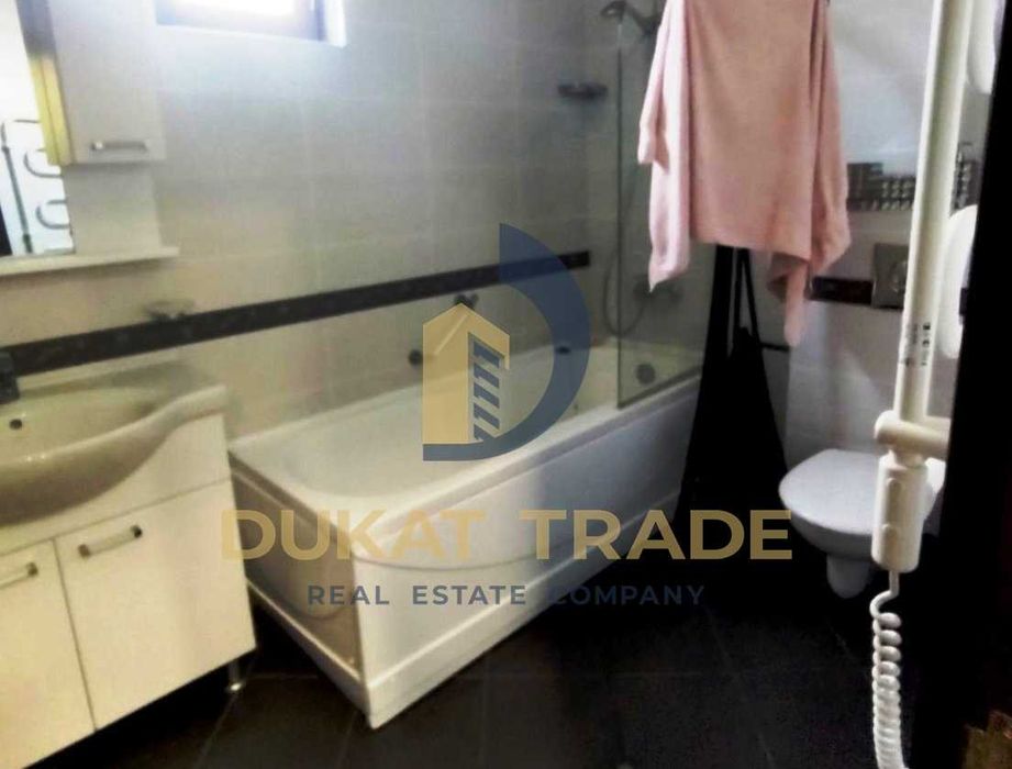 Дава се под наем Тристаен апартамент в с. Шкорпиловци, Област Варна - 118 кв.м за 135000 € - Снимка #8