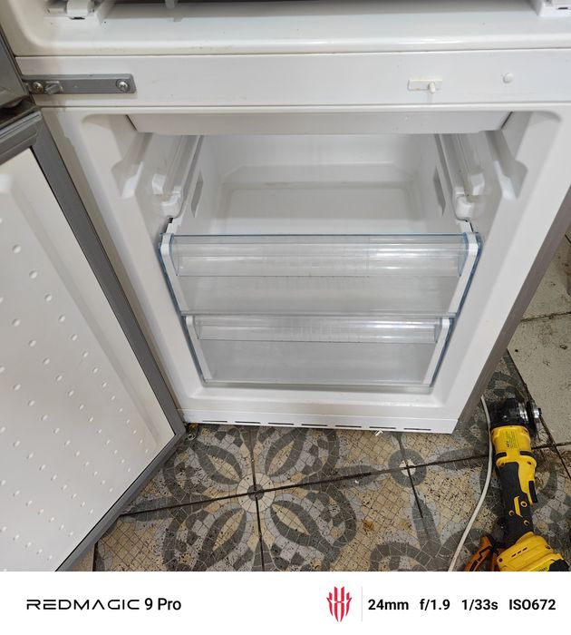 BOSCH холодильник продам