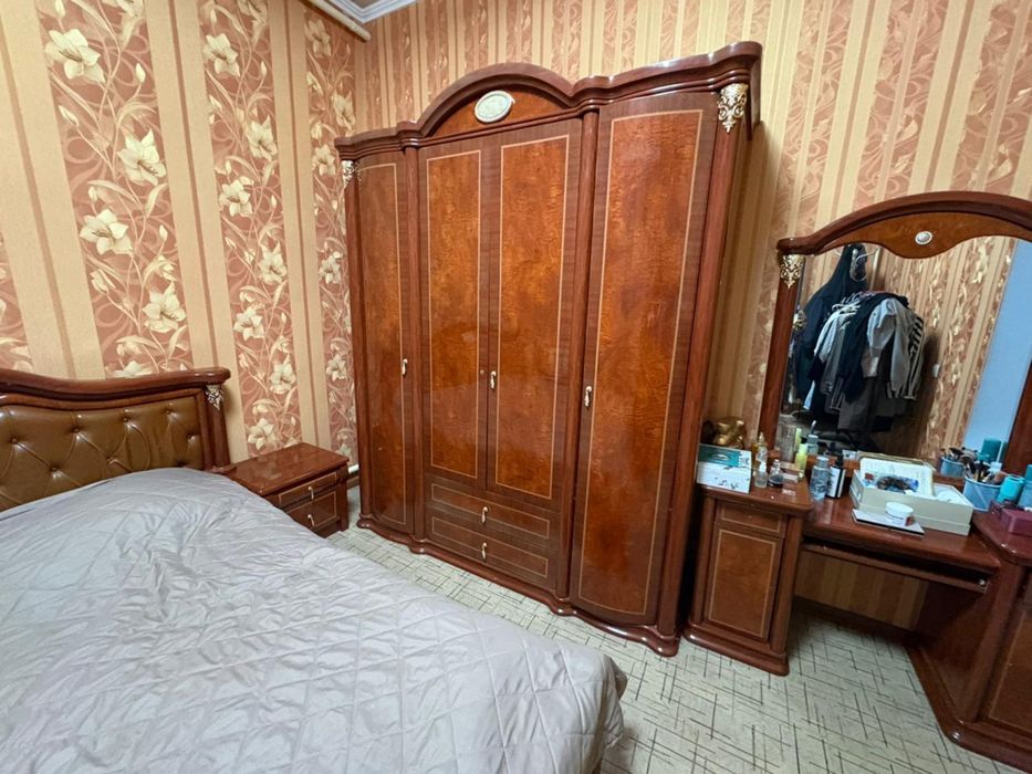 Спальный гарнитур полностью БЕЗ МАТРАСА