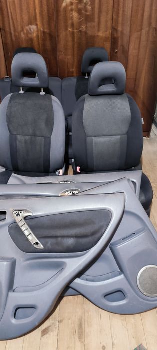 Салон за Рав 4 втора генерация 2000-2006г