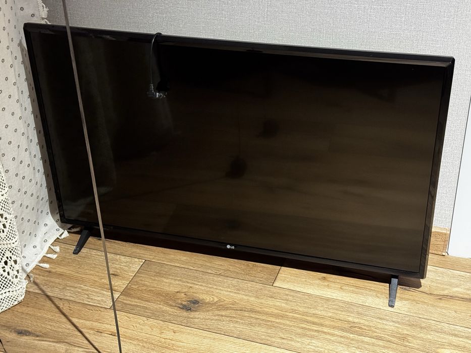 Продам телевизор в идеальном состоянии 45 диагональ