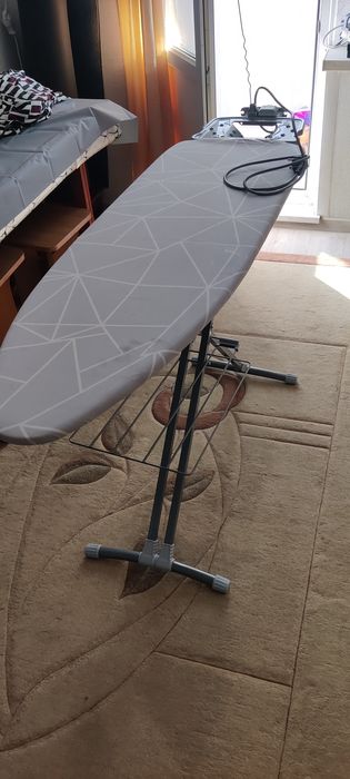 Продам Гладильная доска Nika
