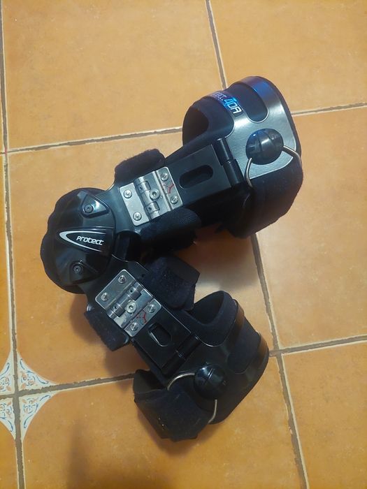 Orteza mobila de genunchi,marime L ,fgp protect