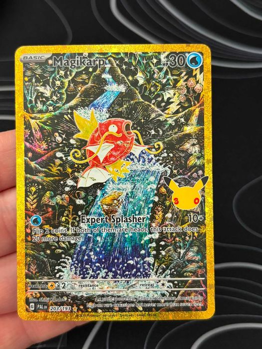 Pokémon TCG Magikarp 203/193 30th Celebration Classic Collection Gold