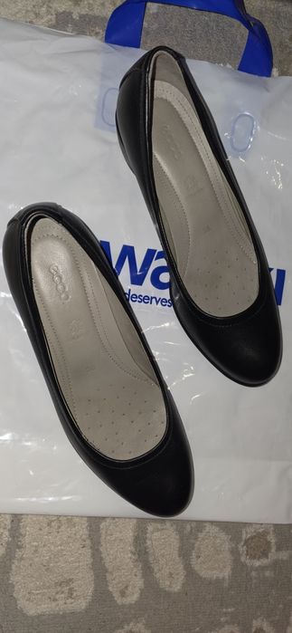 Продам туфли Ecco