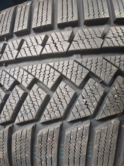 Гума 255/50/19 Континентал