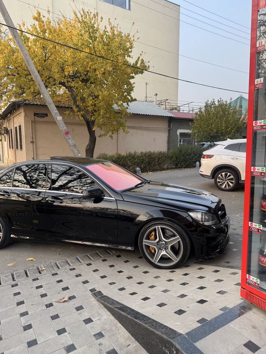 Mercedes Benz w204 5.5 M273