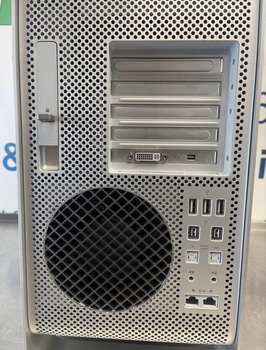 Apple Mac Pro A1289 | Xeon 3.06 GHz | 16GB RAM | SSD 256GB + Tastatură + Mouse Apple