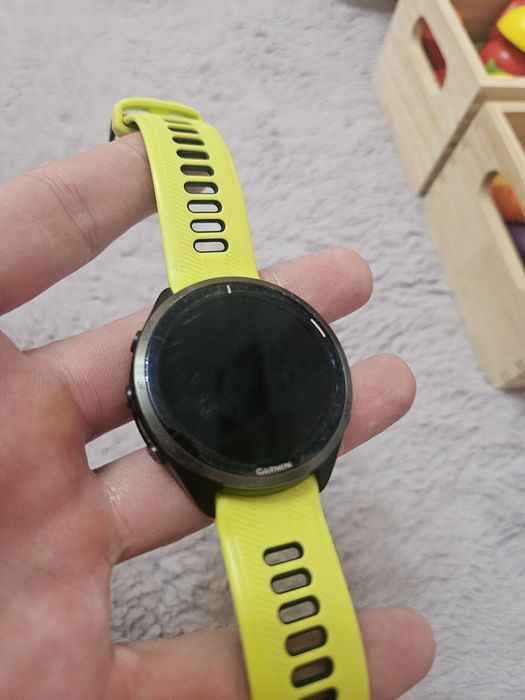 Продам часы Garmin Forerunner 965 в хорошем  состоянии