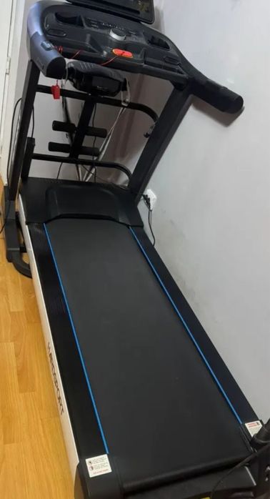 Беговая дорожка в отличном состоянии
