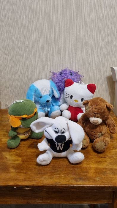 Игрушки-сувениры плюшевые