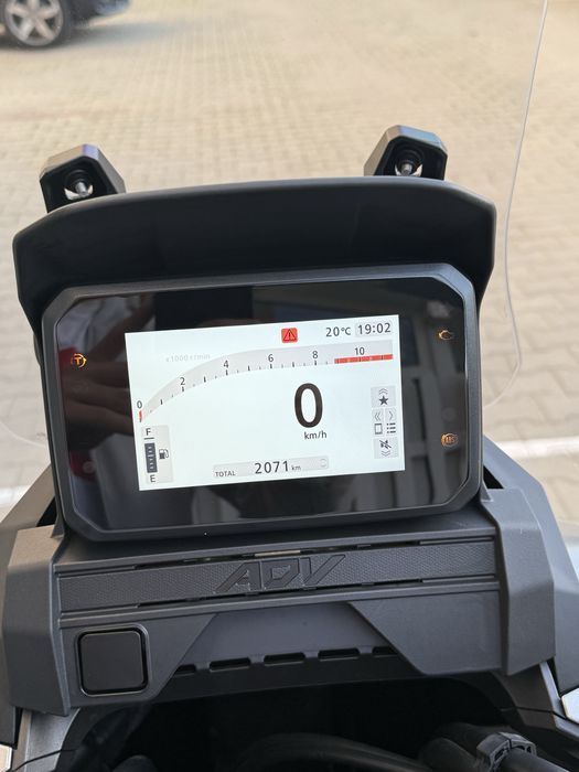 Honda ADV350/2025/2.000 km