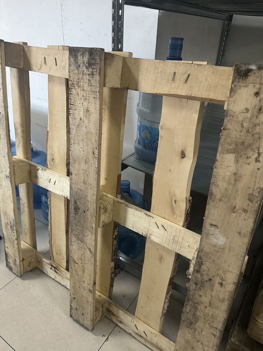 Продаються паллеты б/у. Самовывоз.