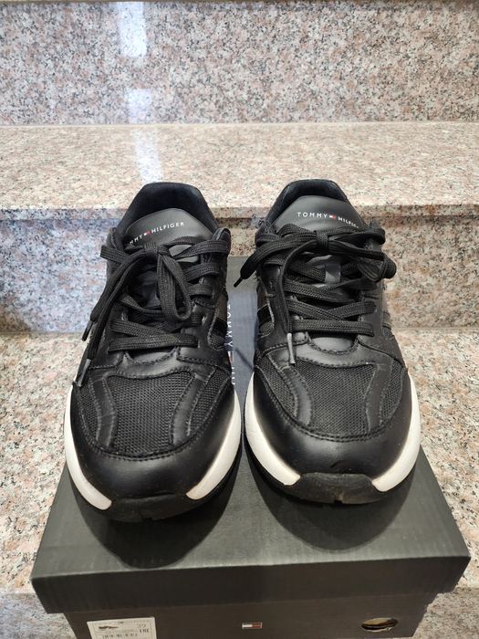 Обувки Tommy Hilfiger номер 39