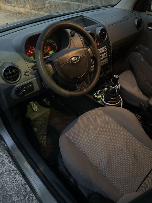 FORD Fusion 2004 — imagine 5