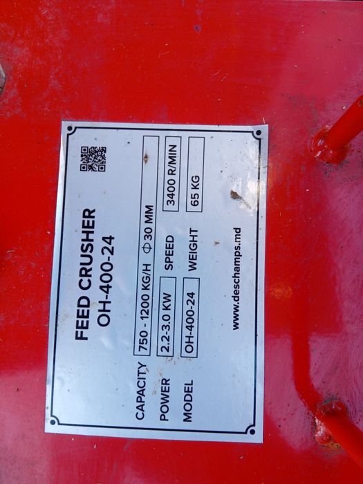 Vând tocător de furaje