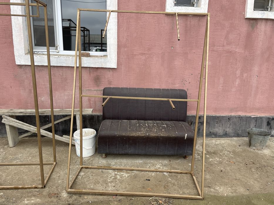 Вешлки для магазин одежды