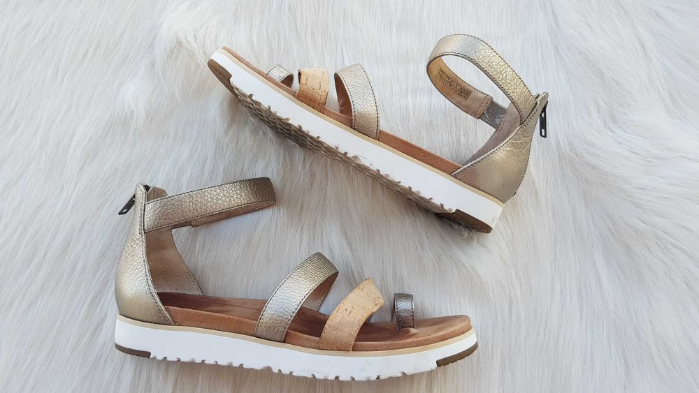 Дамски сандали UGG №37/38 естествена кожа