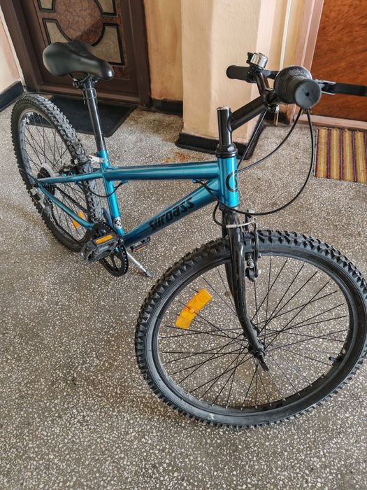 Vând bicicleta copii 9+ ani