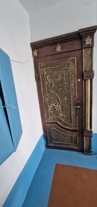 Квартира сотилади