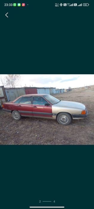 Автомобиль Ауди 100