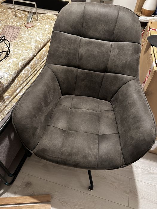 Vand fotoliu rotativ