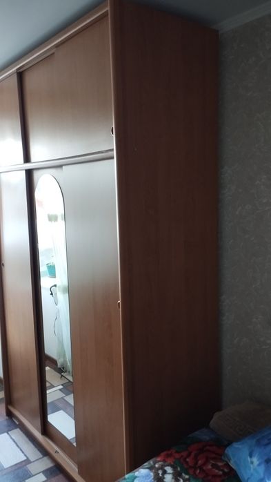 Продам шкаф купе