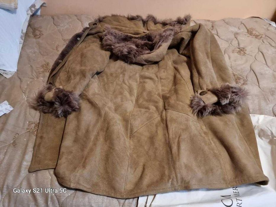 Cojoc damă blana naturală clasa LUX, ultrafinisaj, marimea XL/XXL, Made in Romania, Orastie, fabricat pentru export, purtat de 2 ori, este impecabil
