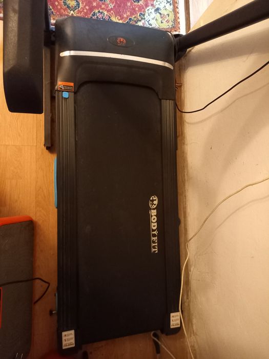 Banda de alergat nou