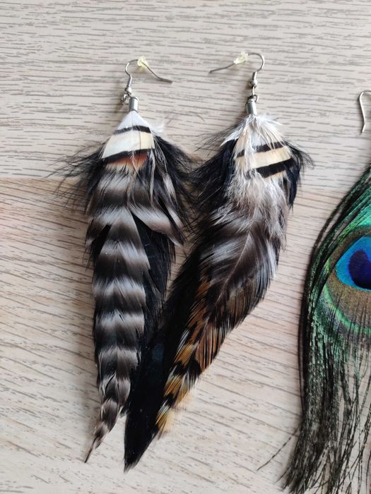 Продавам авторски обеци – дължина между 6 – 11 см.