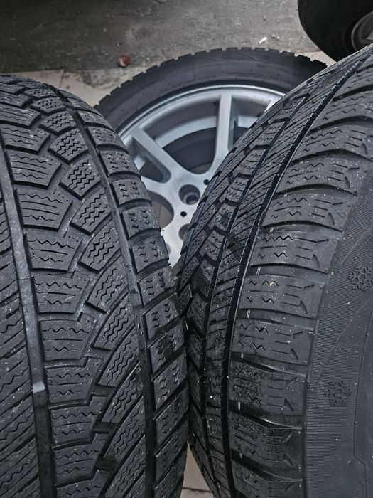 Джанти за BMW 17' 5x120 с гуми