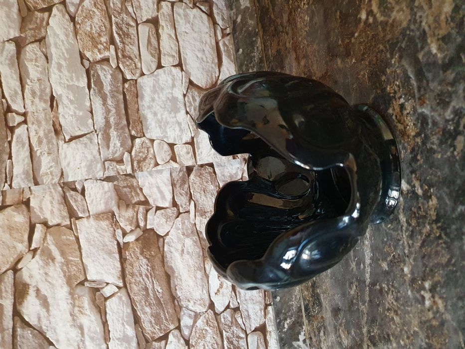 Продам  вазочку .