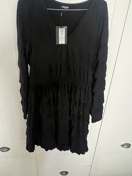 Rochie neagra PIECES