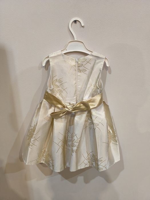 Официална рокля размер 86