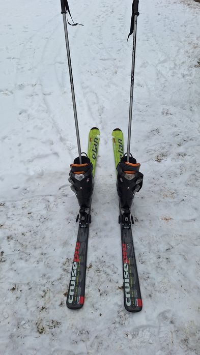 Skiuri+clăpari +bețe