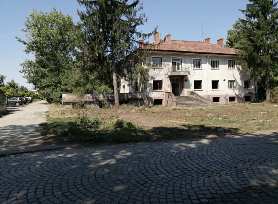 Продава се Промишлена сграда в Бяла - 2000 кв.м за 125 €/кв.м - Снимка #2