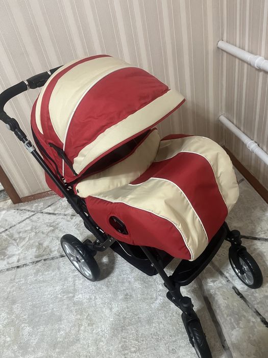 Продается новая коляска